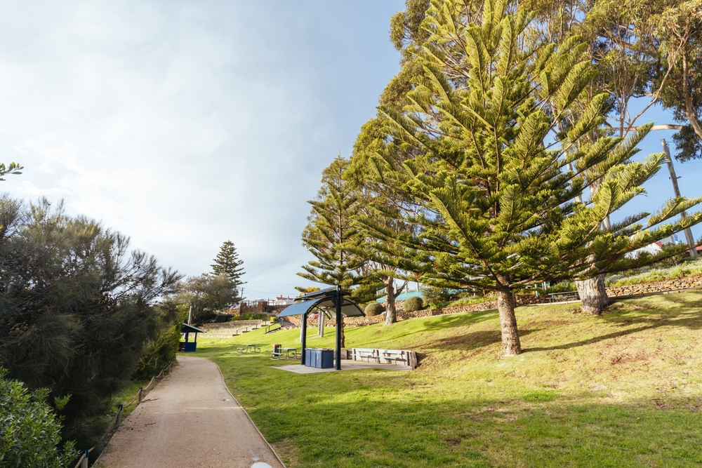 Sunrise,Over,Swansea,Foreshore,And,Childrens,Playground,And,Picnic,Area